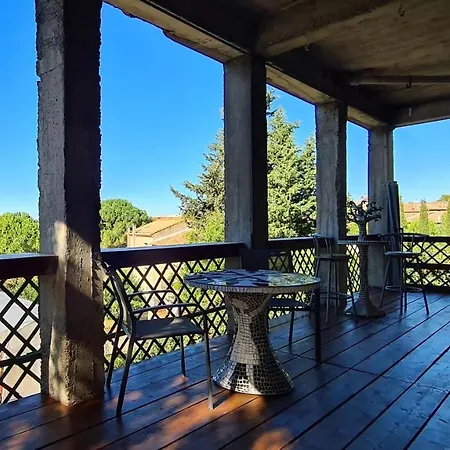 Campus Vivendi Studio ゲストハウス 3*